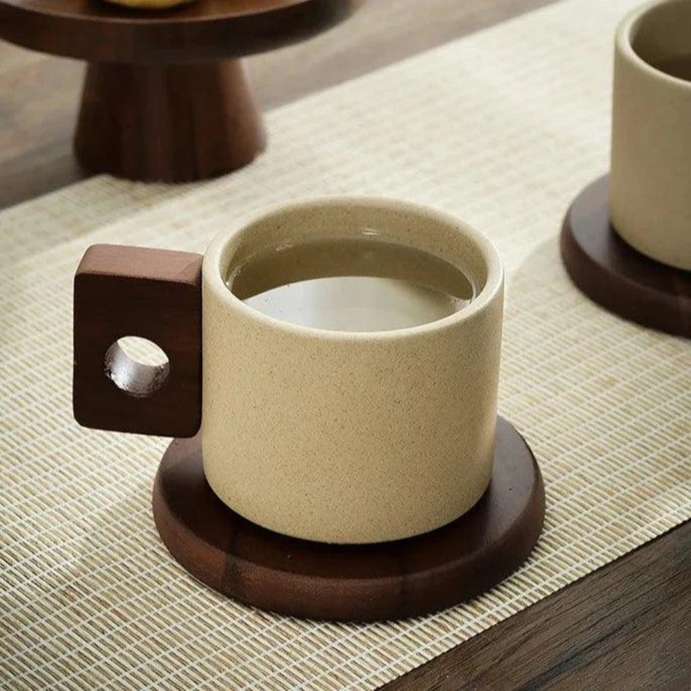 Modernistische Keramische Holzpalette Tasse