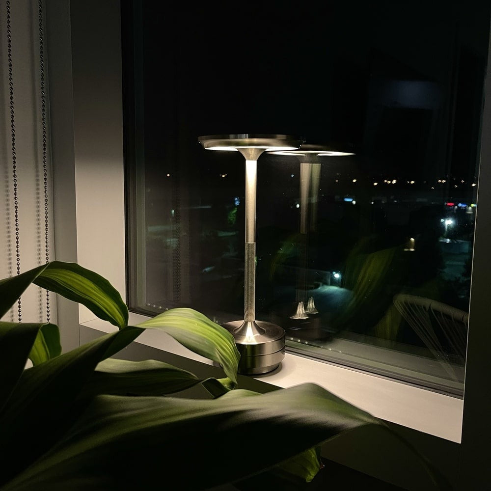 Drahtlose Tischlampe mit Touch-Sensor | LuxeLight
