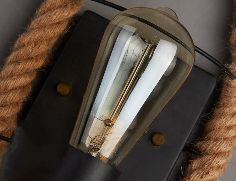Garduru - Vintage Wandlampe aus Seil und Metall für rustikales Flair