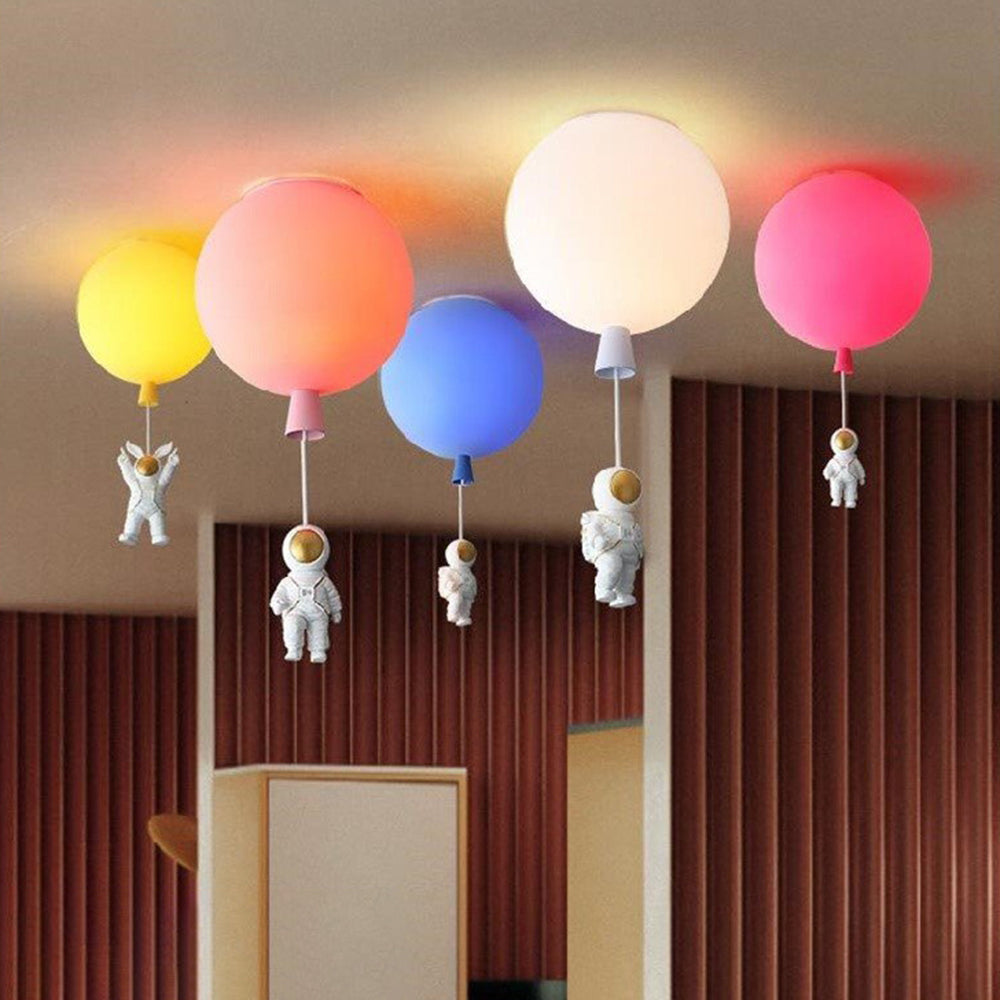 Garduru Moderne Mond & Astronaut LED Deckenleuchte – Verspielt Weltraum-Themenlampe