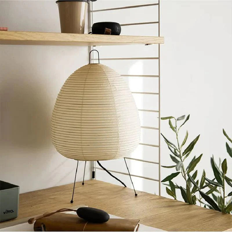Garduru – Reispapier Tischlampe im modernen Stil