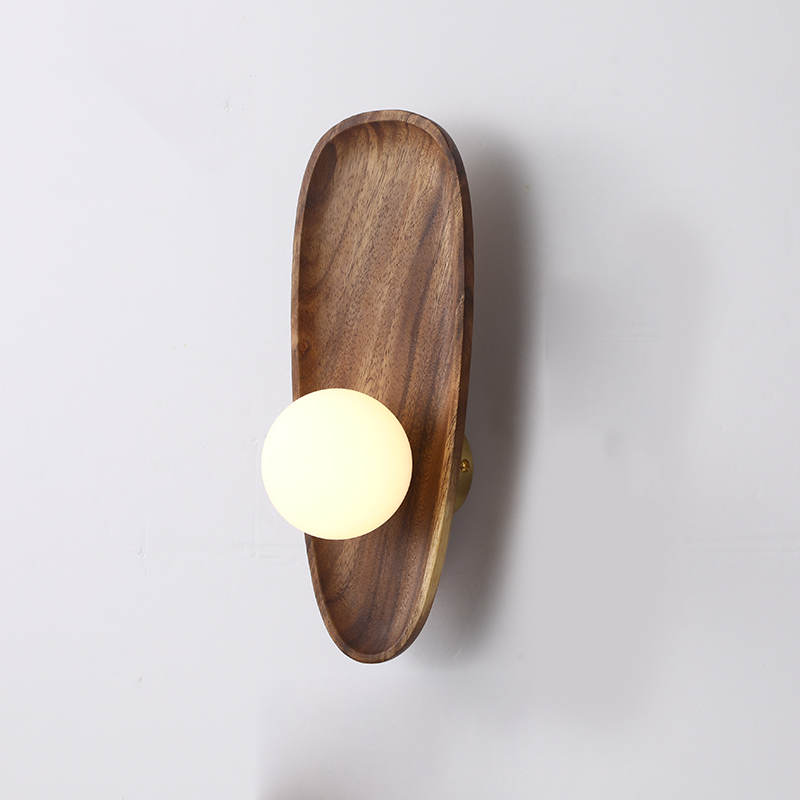 Wandleuchte aus Naturholz – Modernes Design und organische Wärme