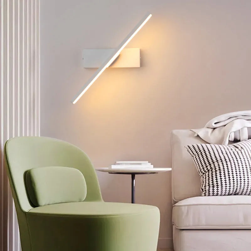 Moderne drehbare Wandleuchte für innen | LuxeLight