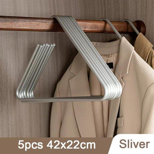 5 Stück Kleiderbügel aus massivem, mattiertem Gold/Silber, dreieckig, für Mäntel und Hosen │ Nahtlose Aufbewahrungsregale aus Metall, Kleiderschrank-Organizer