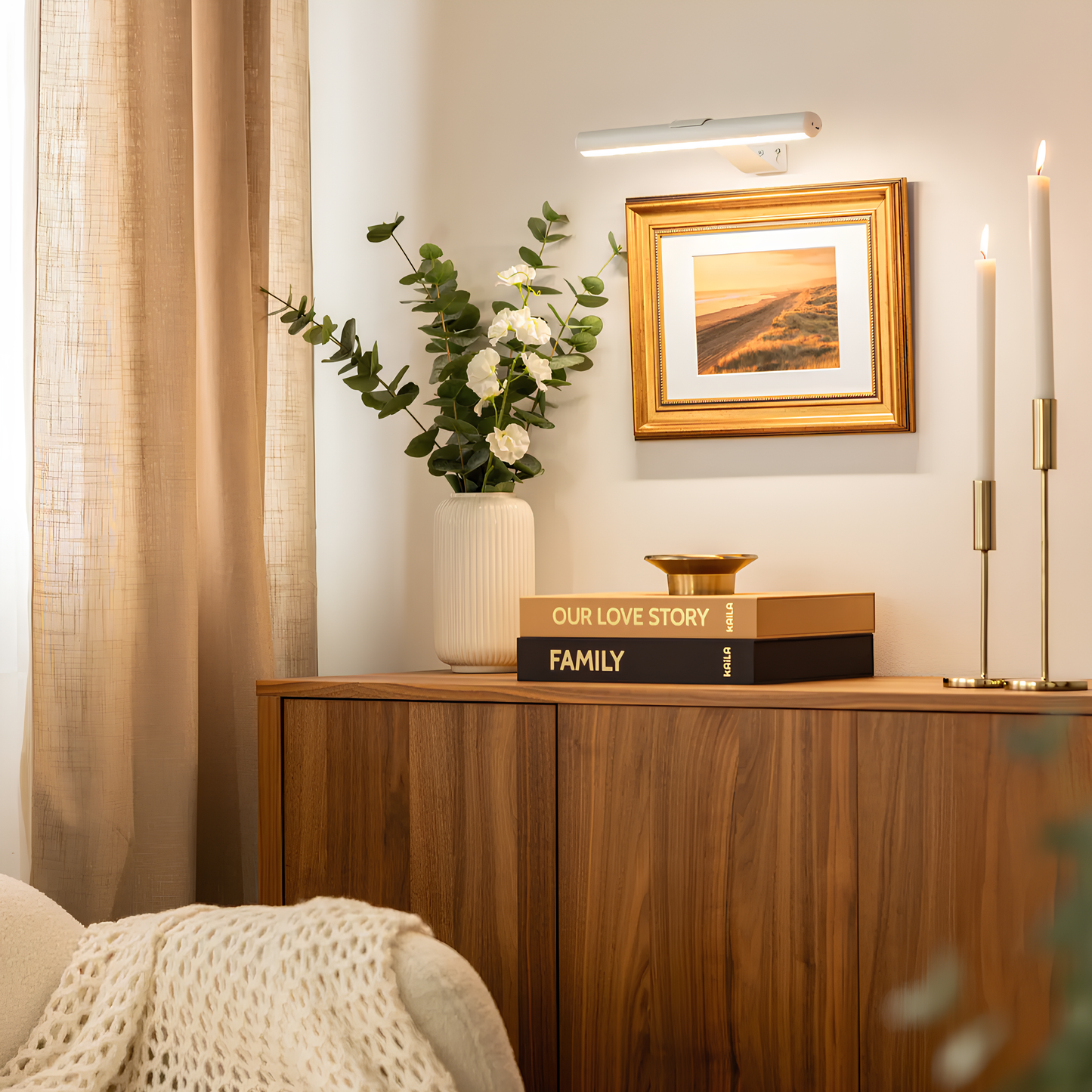 LumiCraft – Elegante Wandlampe mit kabelloser Perfektion