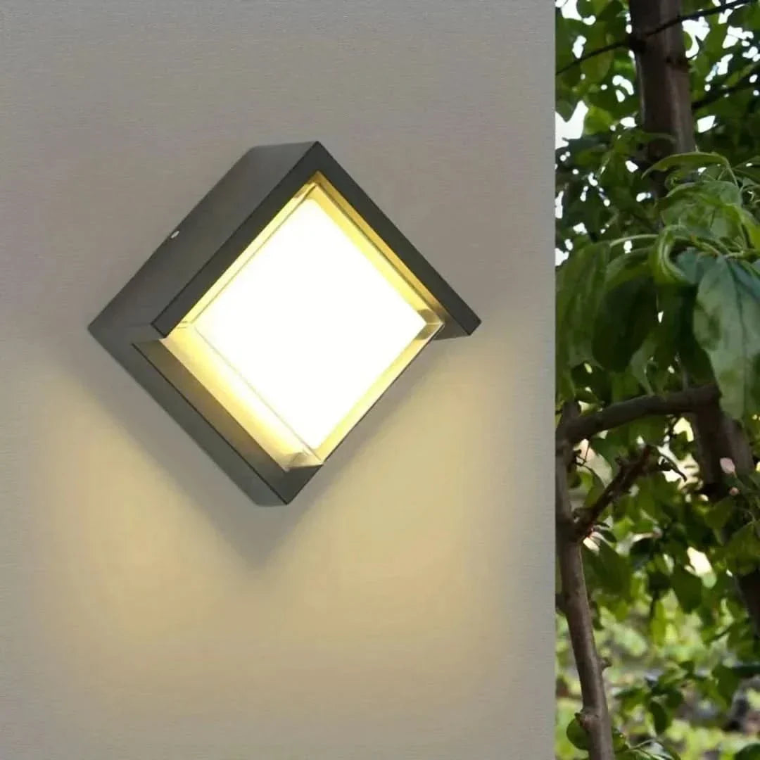 Garduru - Wetterfeste LED-Wandlampe für Außenbereiche mit einfacher Montage