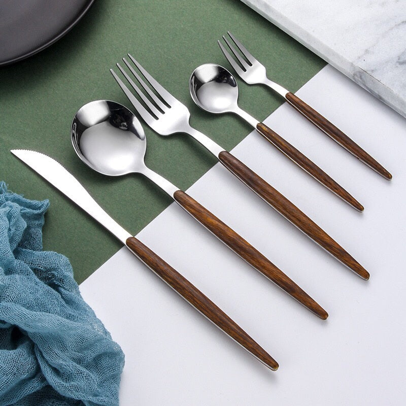 Holzgriff-Besteck-Set
