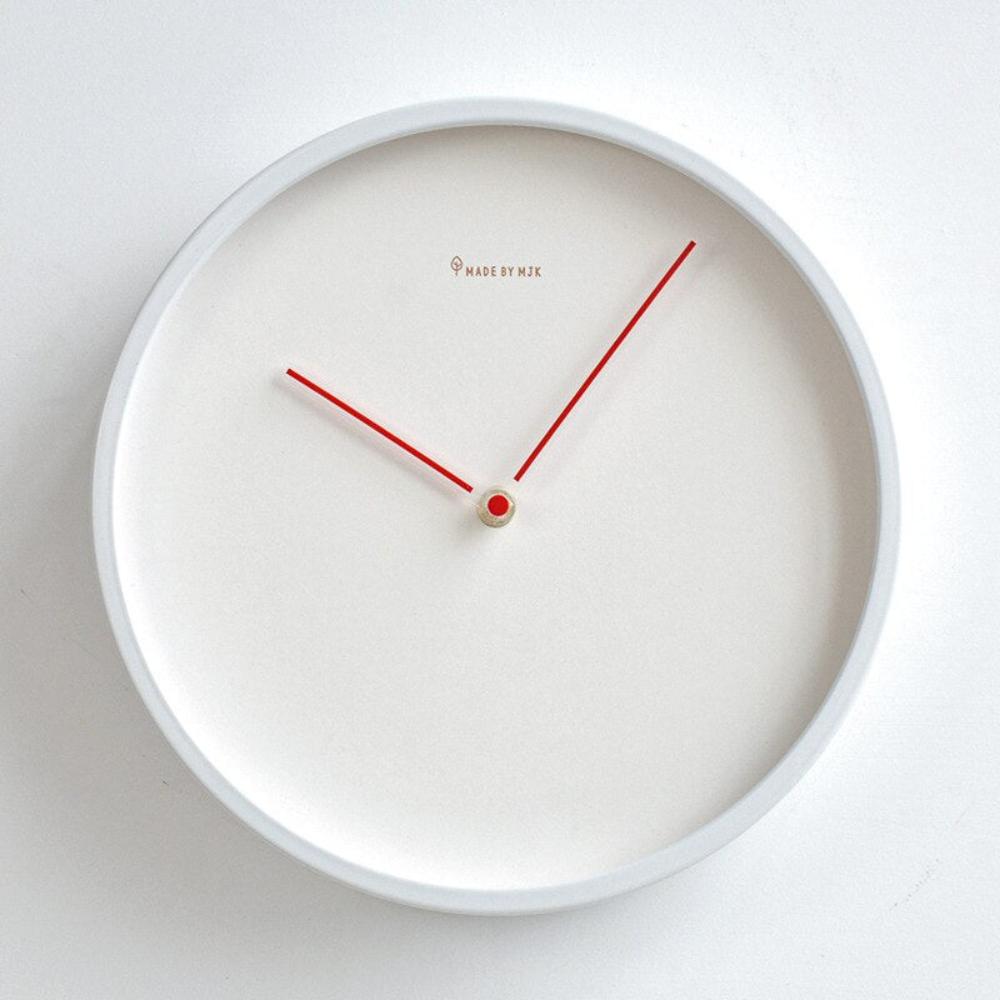 Garduru Clock - Nordische Minimalistische Wanduhr für das Wohnzimmer