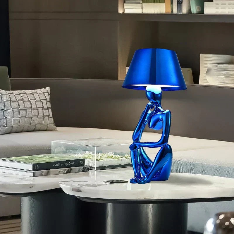 Skulpturale Tischlampe im eleganten Design