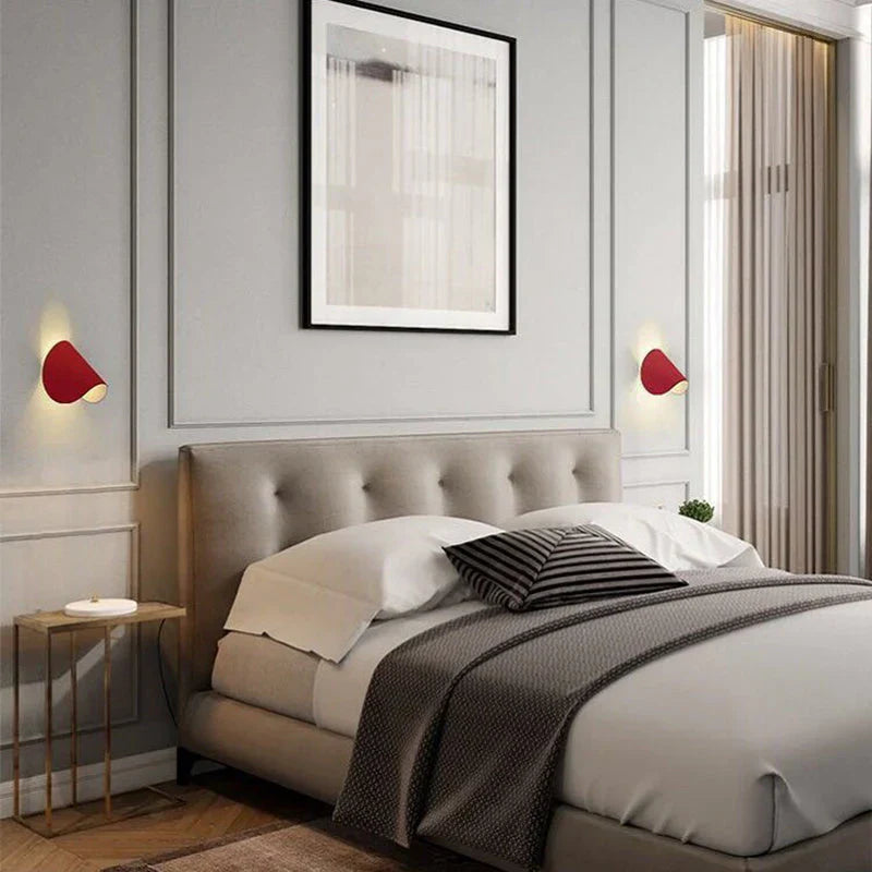 Moderne LED-Wandleuchte mit buntem Design für stilvolle Inneneinrichtungen