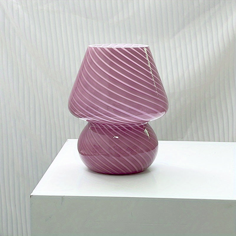 Gestreifte Tischlampe - Stimmungsvolles und Zeitloses Design
