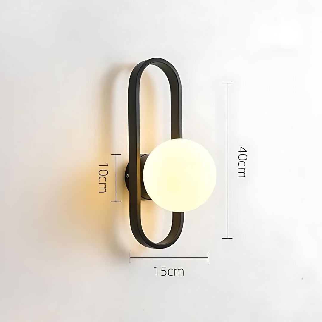 Wandleuchte Camille – Elegante LED-Lampe aus satinierte Glas für eine moderne Beleuchtung