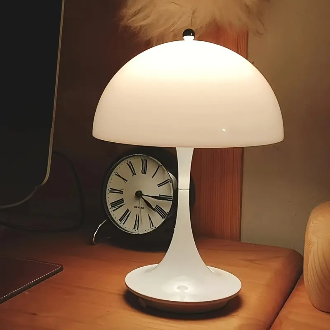 Minimalistische Tischlampe | LuneGlow