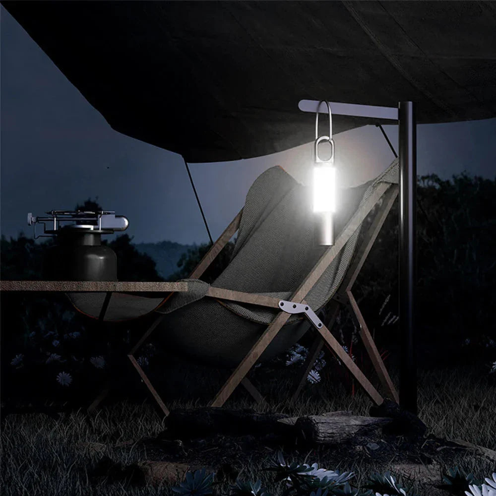 LED-Taschenlampe mit Mehrfarbfiltern – Wiederaufladbare USB-C Lampe mit Camping- & Notlicht-Funktion