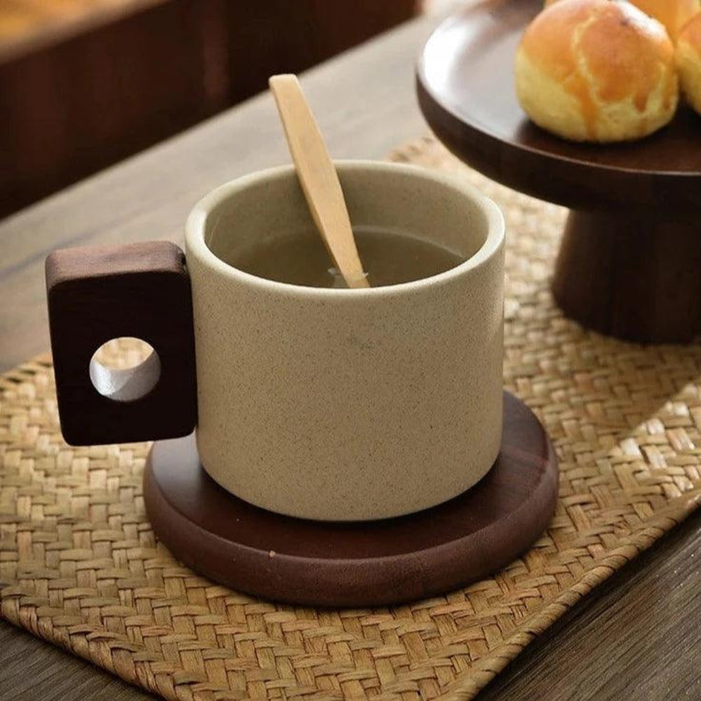 Modernistische Keramische Holzpalette Tasse