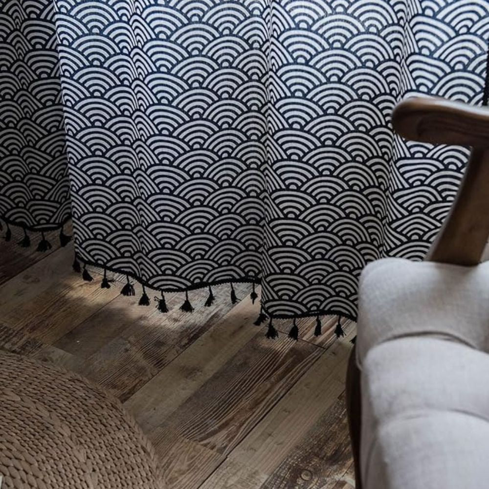 Tidal Scales Vorhang