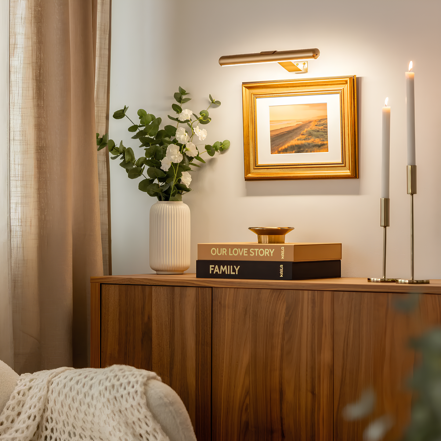 LumiCraft – Elegante Wandlampe mit kabelloser Perfektion