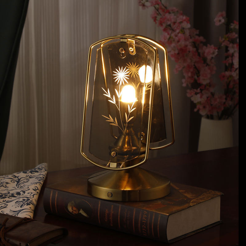 Garduru - Zeitlose Vintage Tischlampe mit Acryl-Lampenschirm und Hochwertigem Design