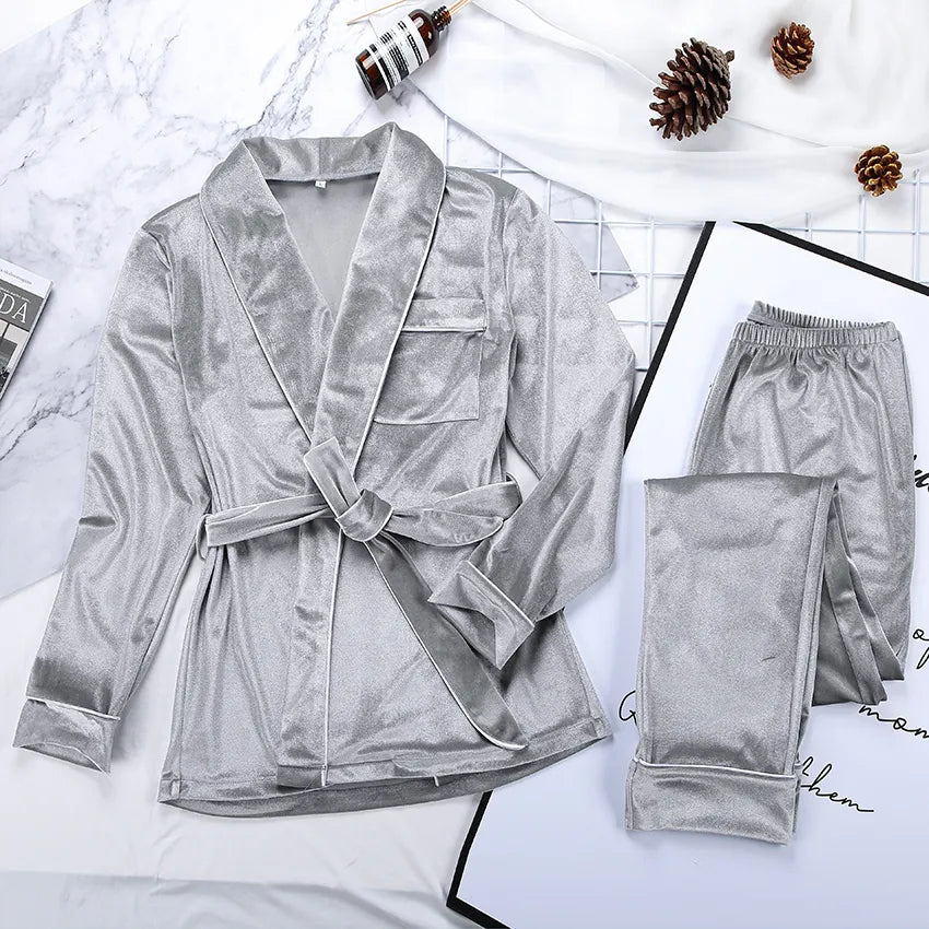 Luxuriöses Samt Pyjama-Set