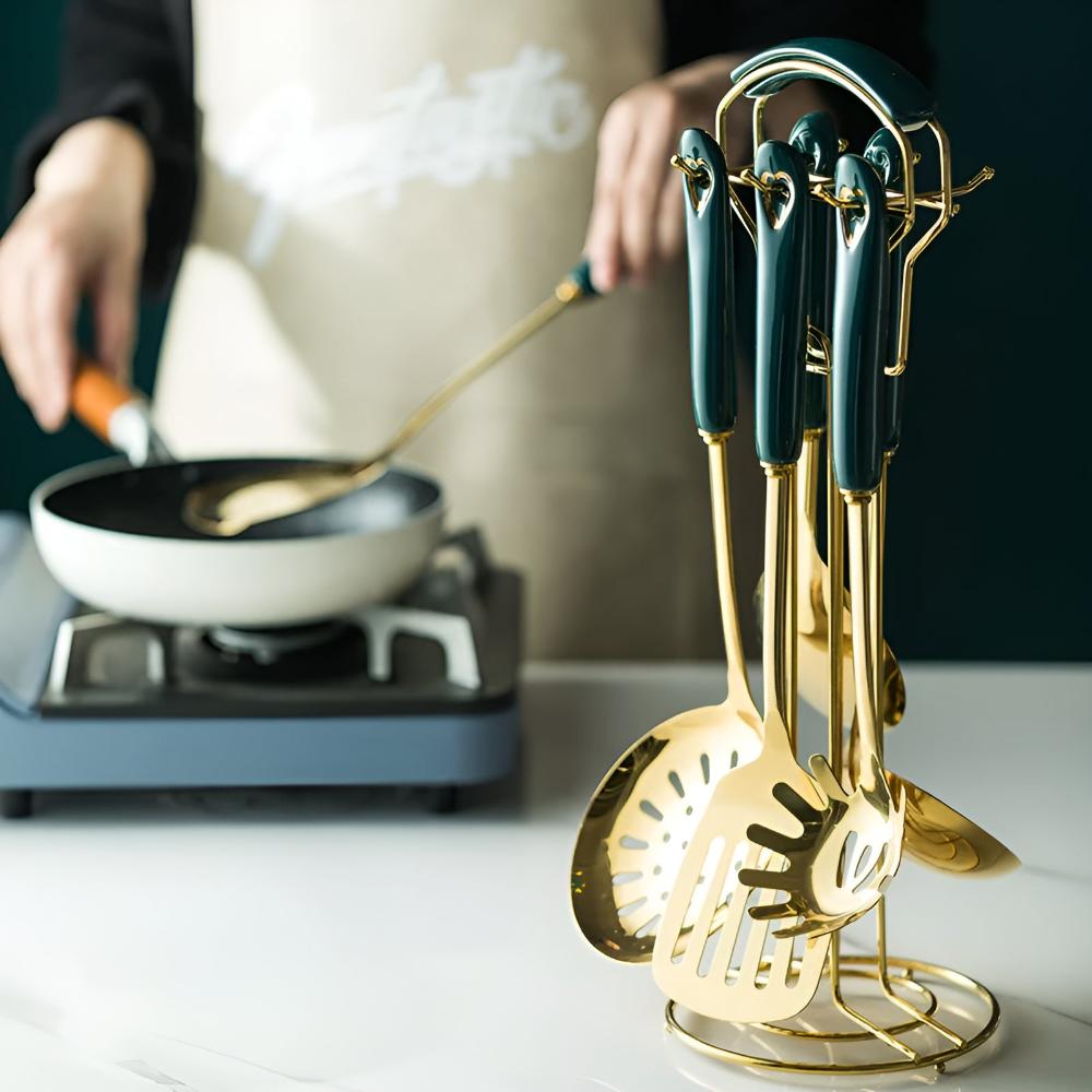 Goldenes Edelstahl Besteckset