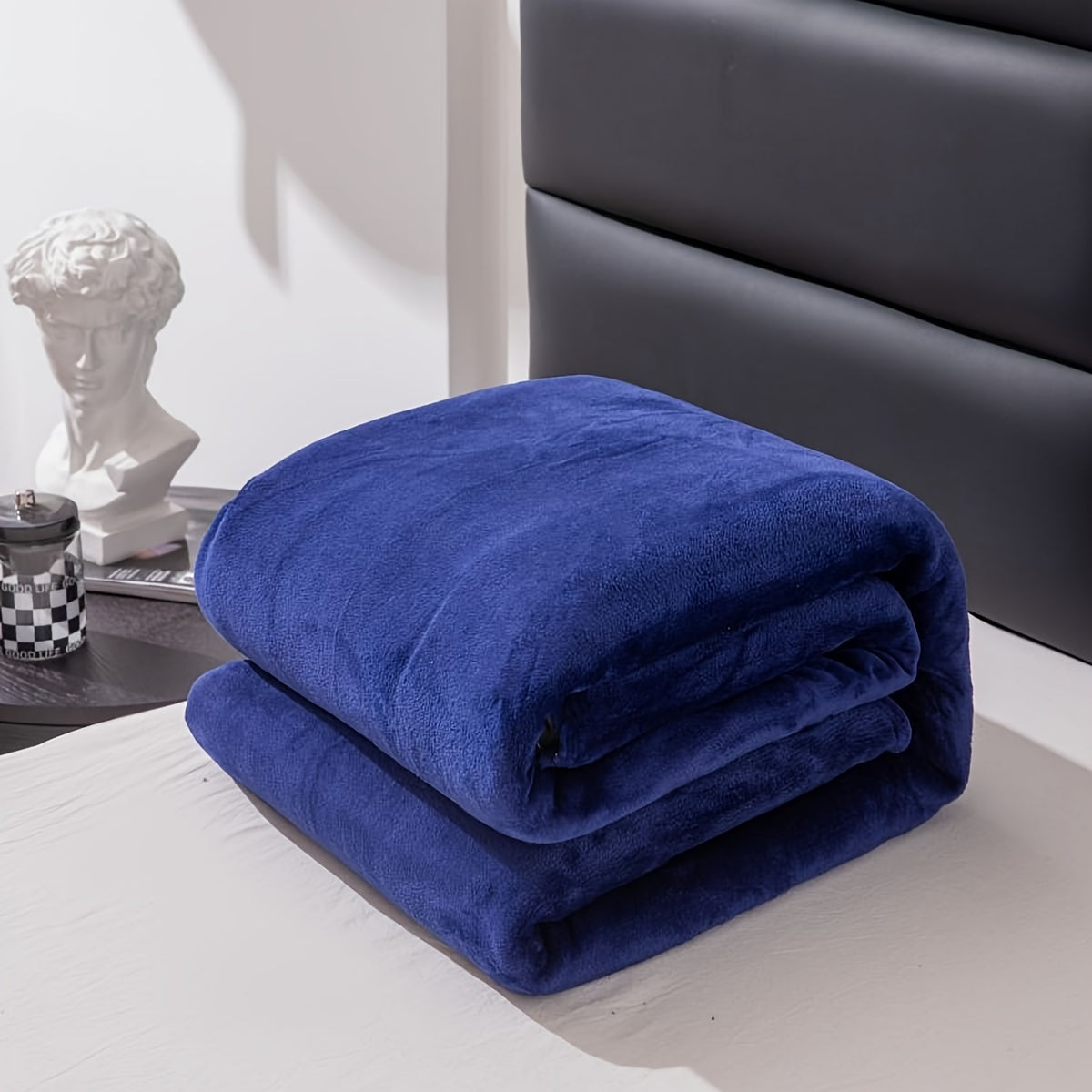 Garduru Flanellplaid – Kuschelige Decke für Sofa & Reisen