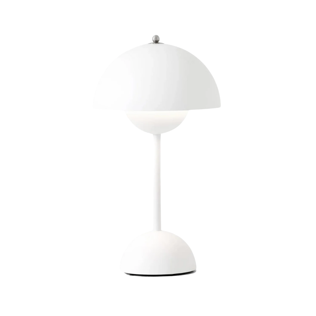 Zeitlose Stehlampe mit minimalistischem Design für Wohnzimmer und Schlafzimmer