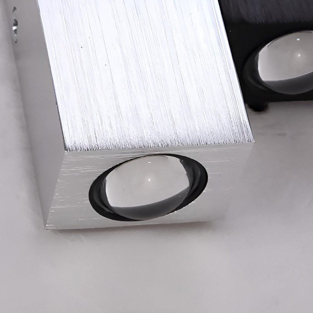 RoyaleGlow Moderne Dual-Sided LED Wandlampe - Stilvolle Auf- und Abwärts Beleuchtungseinheit