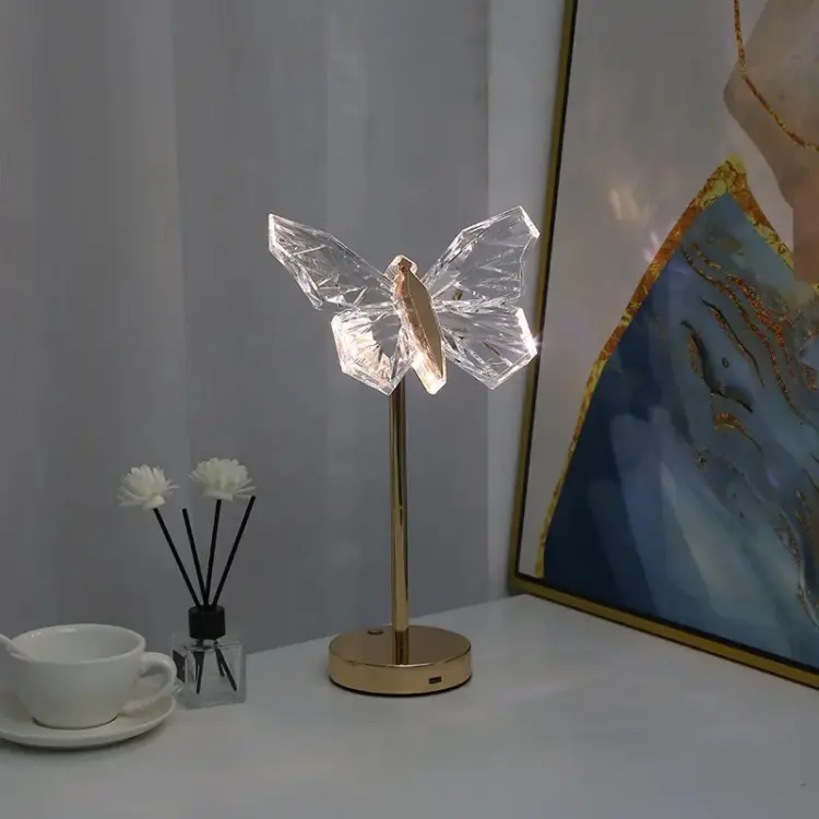 Garduru Kristall Tischlampe – Verzauberndes Licht für eine traumhafte Atmosphäre