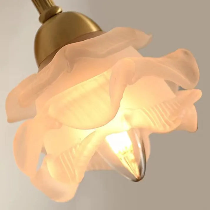Garduru Kupfer Blumen Wandleuchte – Elegantes Blumendesign mit warmem Glühen