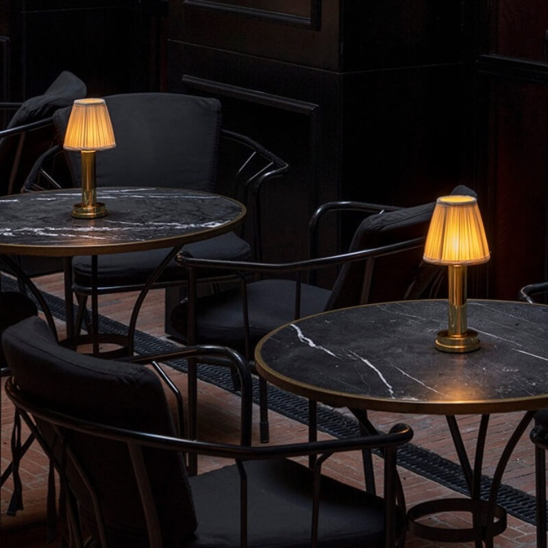 Garduru - LED kabellos Silk Metall Tischlampe | 50% RABATT