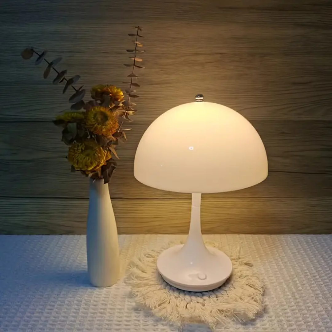 Minimalistische Tischlampe | LuneGlow