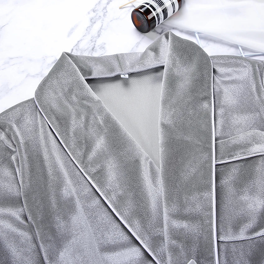 Luxuriöses Samt Pyjama-Set