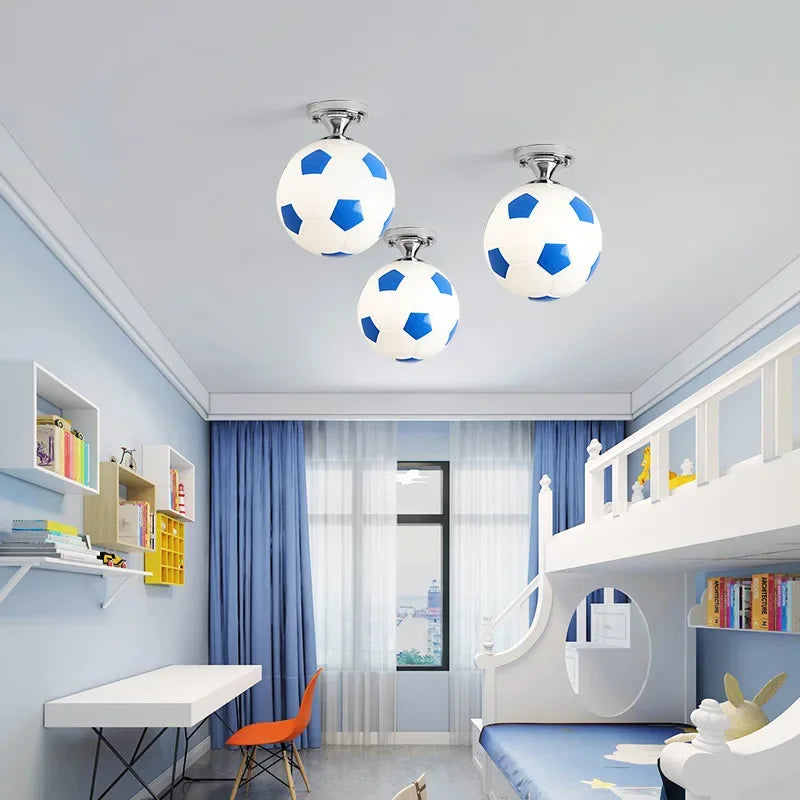 Garduru – Fußball-Deckenleuchte für Kinderzimmer mit dimmbarer LED & bruchsicherer Glaskugel