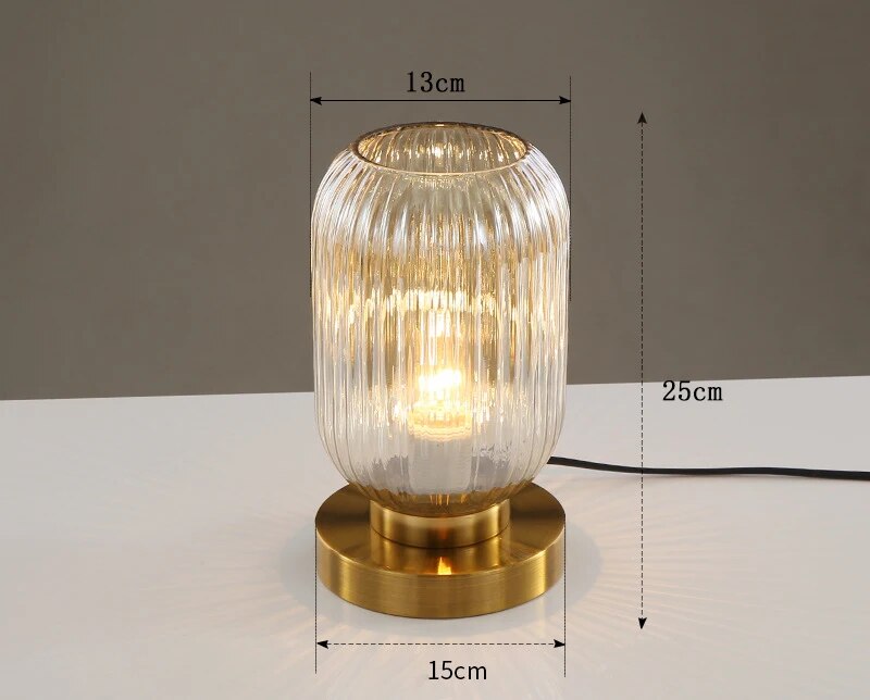 Nordic Design Tischlampe aus Glas – Moderne Eleganz LED