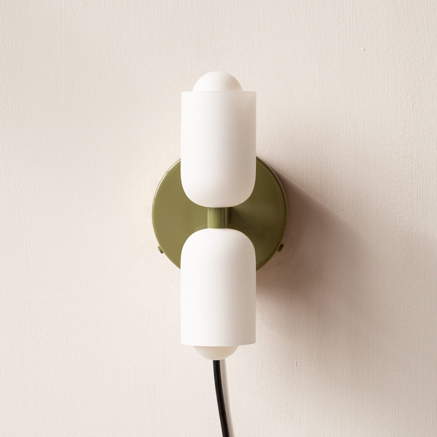 Moderne Wandleuchte mit doppelter Beleuchtung | LuxeGlow