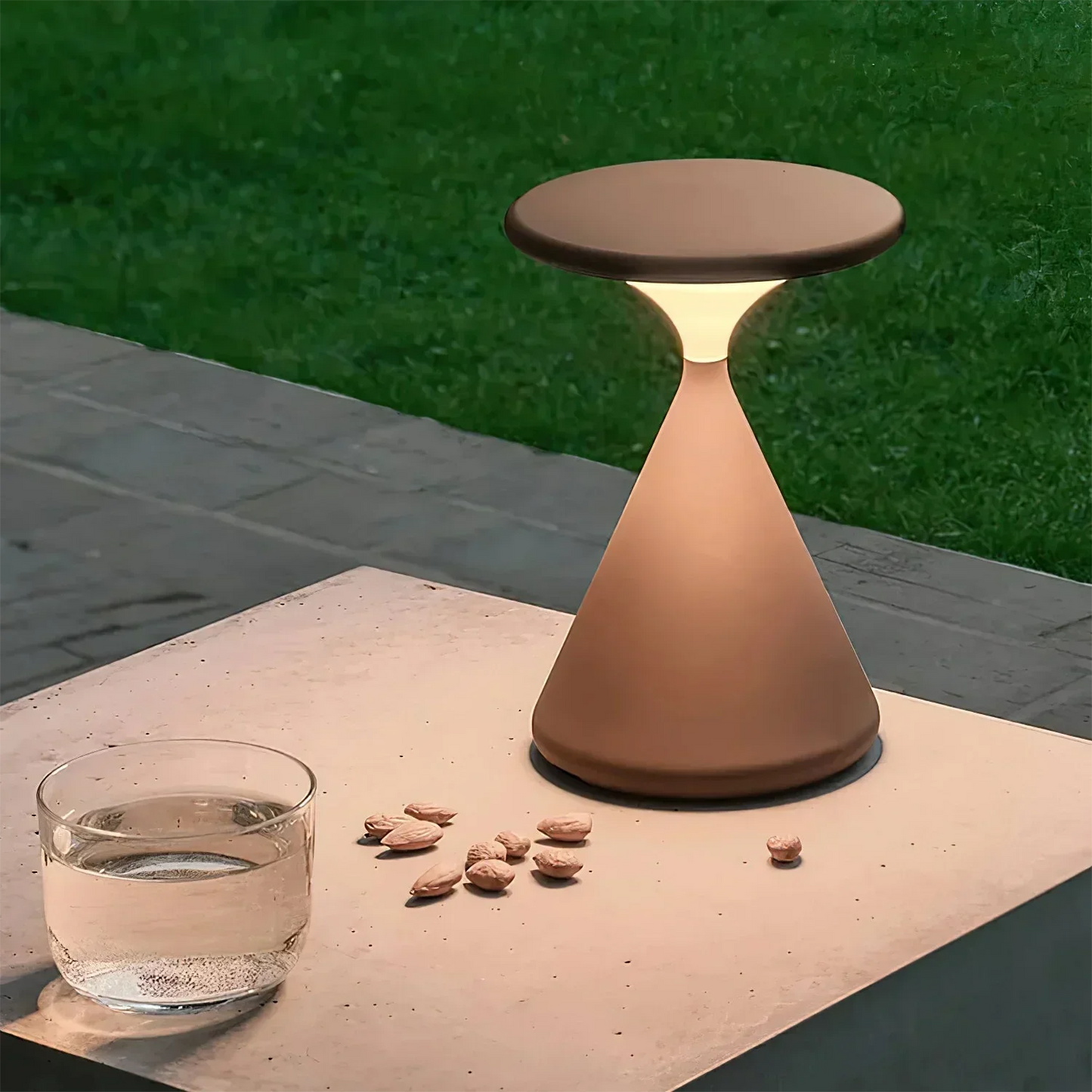 Kabellose LED-Lampe mit Dimmfunktion – Mobilität und Eleganz für jeden Raum