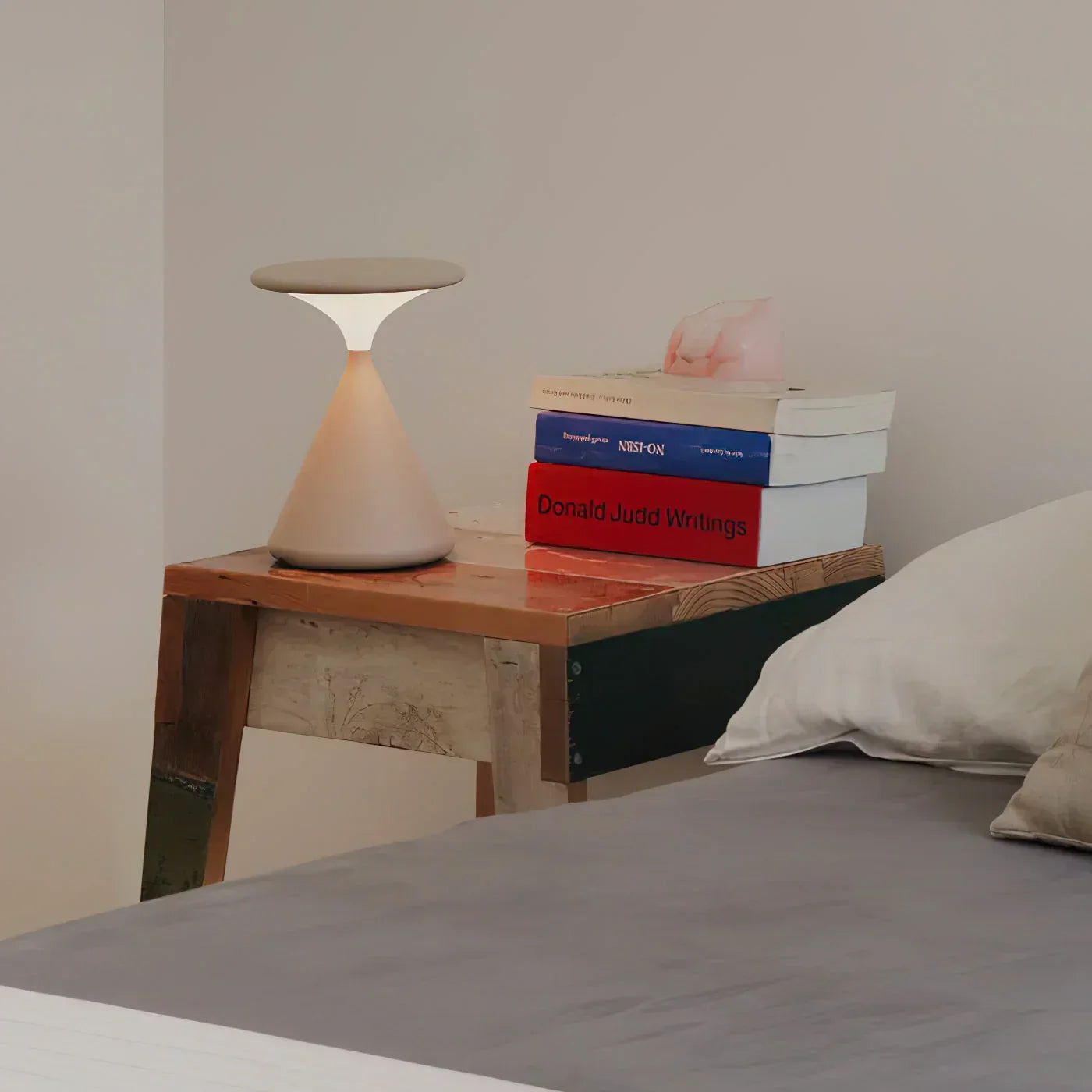 Kabellose LED-Lampe mit Dimmfunktion – Mobilität und Eleganz für jeden Raum