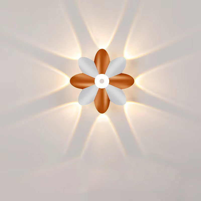 Garduru LED Blumen Wandleuchte – Wasserdichte Außenbeleuchtung