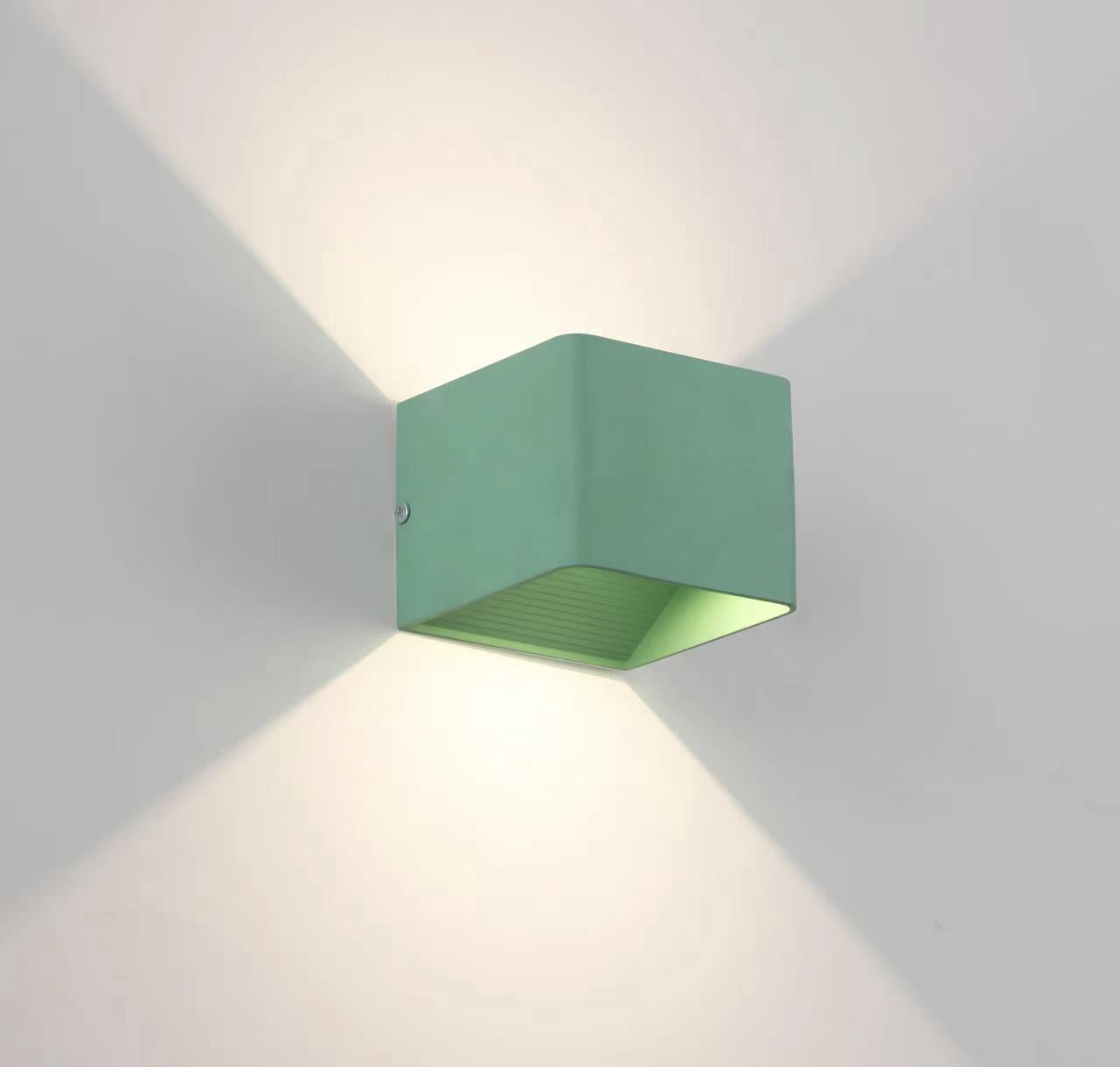 LED-Wandleuchte für den Außenbereich – Lumina – wasserdicht – moderner Doppelkopf 8 cm x 10 cm