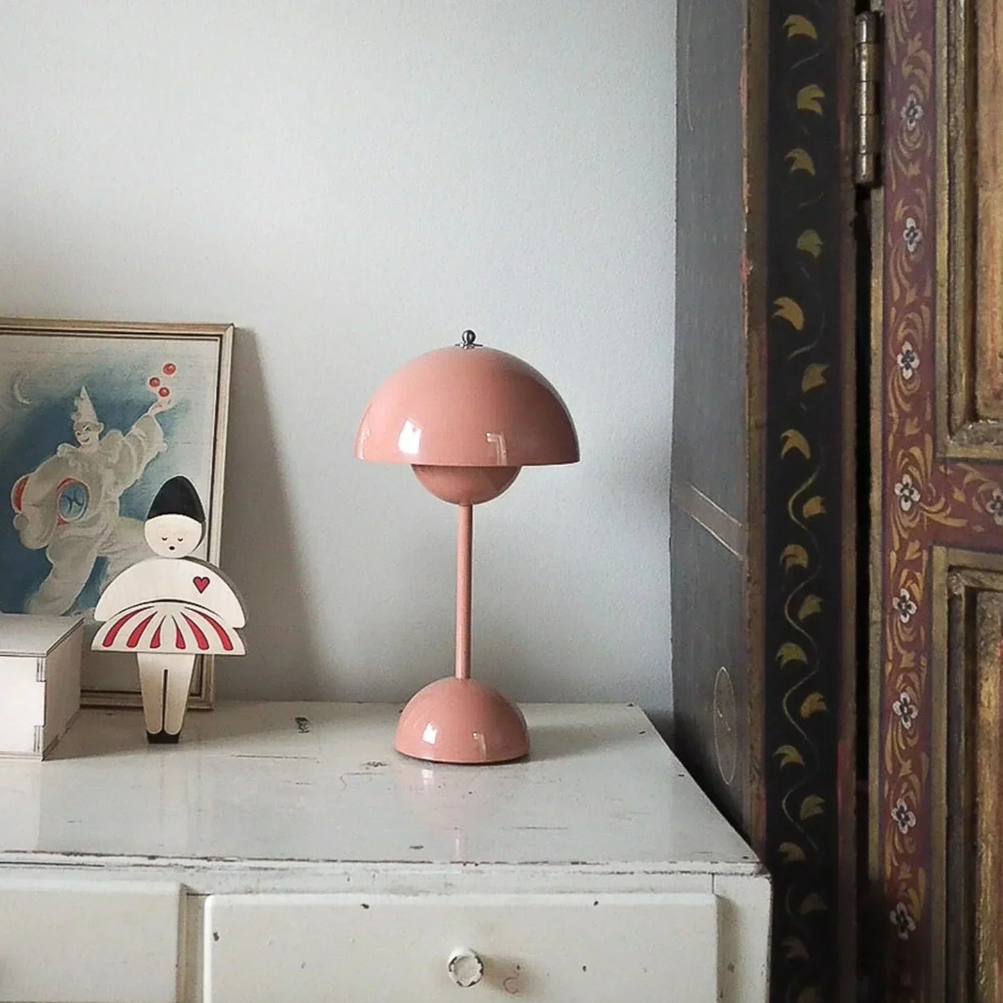 Tischlampe Flowerpot V2 - Ikonisches Design von Verner Panton, dimmbar und kabellos