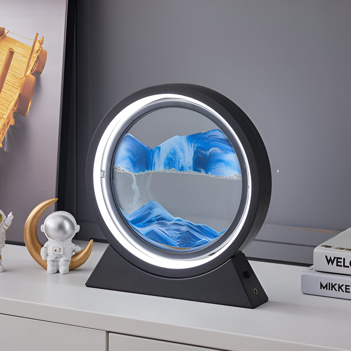 SandGlow – Dynamische LED-Tischlampe mit bewegter Sandkunst