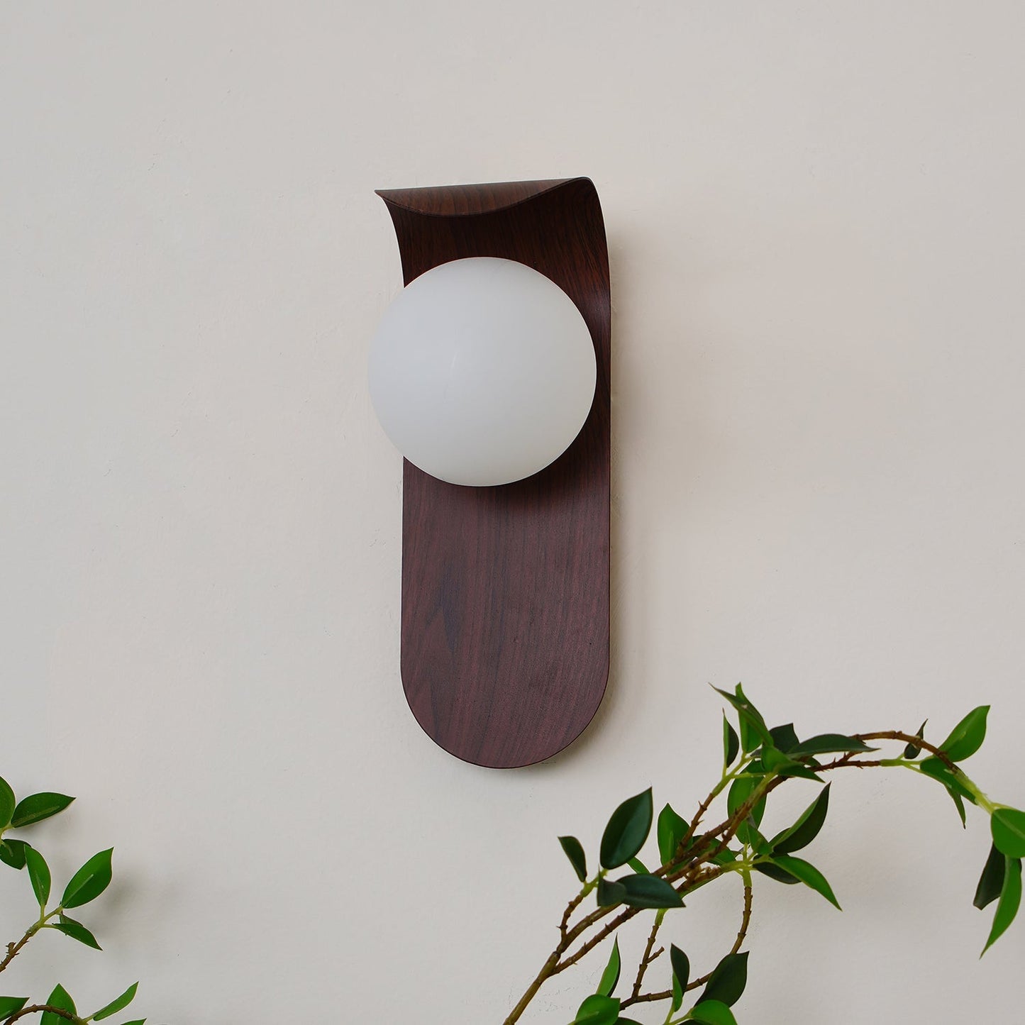 Garduru Light – Retro Holz-Acrylglas LED Wandleuchte