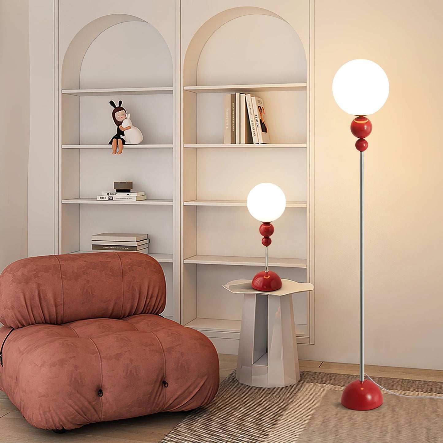 Moderne Design Stehlampe aus Metall und Glas - Elegante Beleuchtung für Ihr Interieur