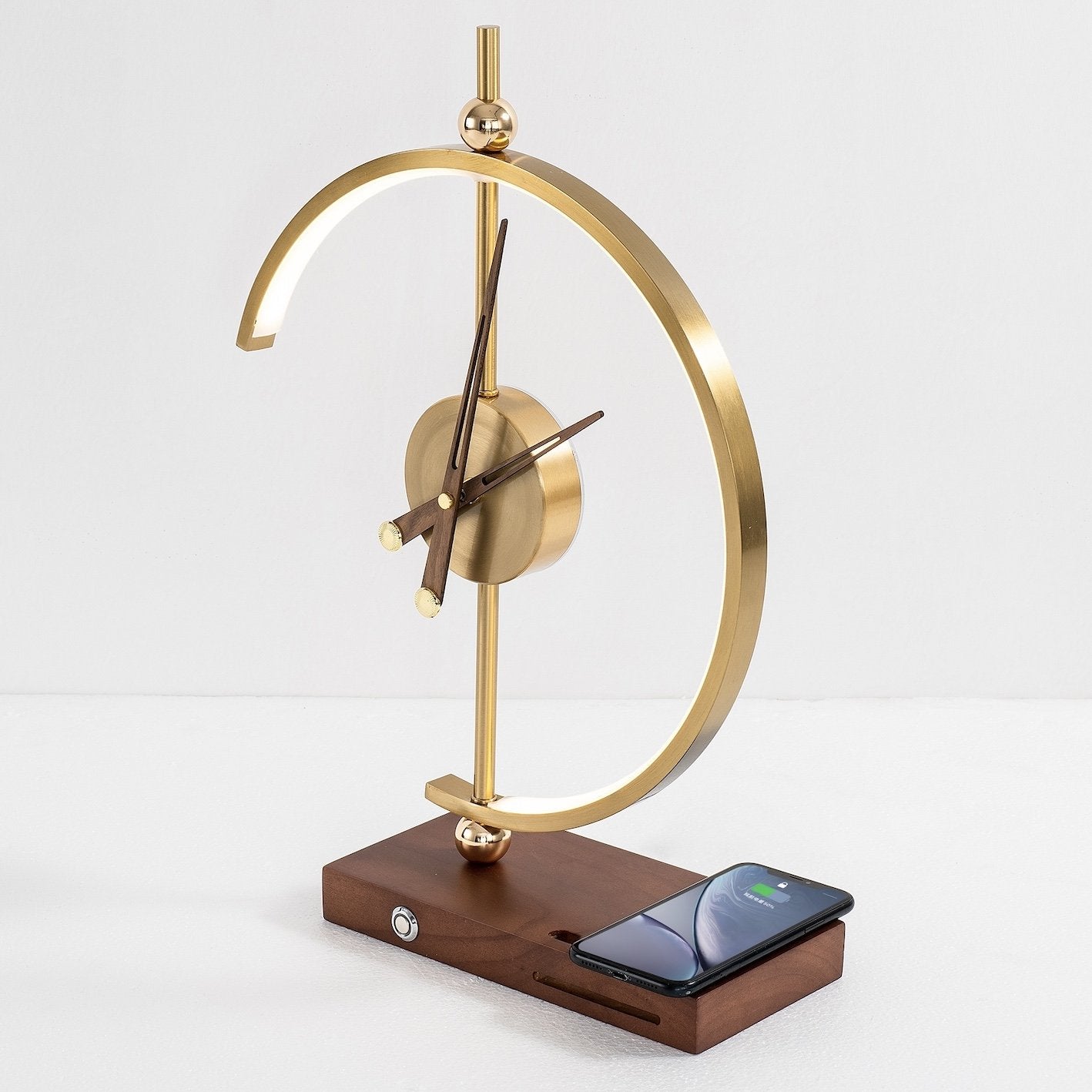 Garduru Luxe Tischlampe – Kunstvolle Beleuchtung mit zeitlosem Design