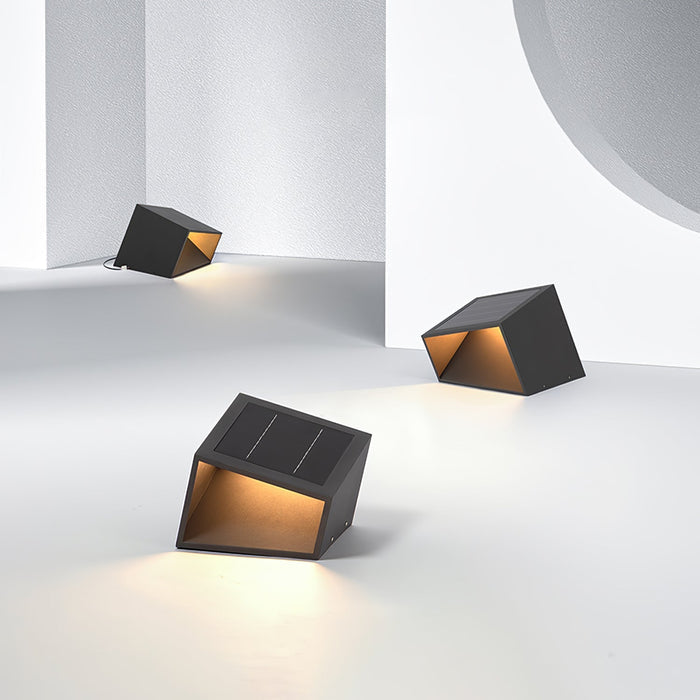 Garduru – Kompakte Solar Gartenlampe
