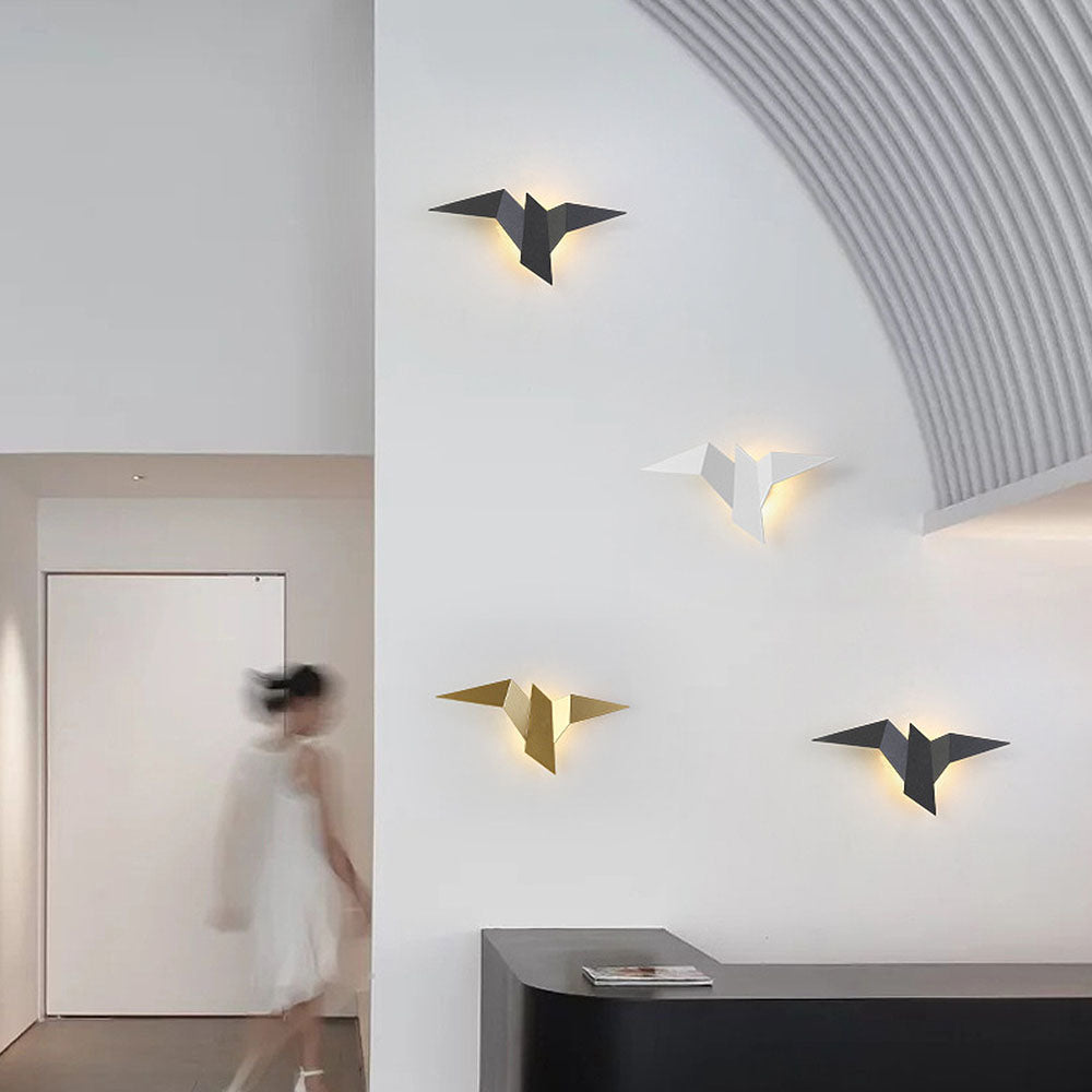 Garduru Iron Bird Wandlampe – Künstlerische LED-Wandlampe für einzigartige Innenräume