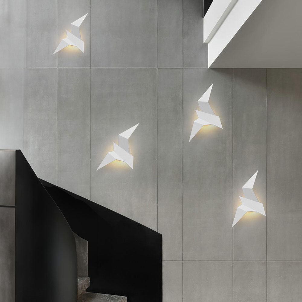 Garduru Iron Bird Wandlampe – Künstlerische LED-Wandlampe für einzigartige Innenräume