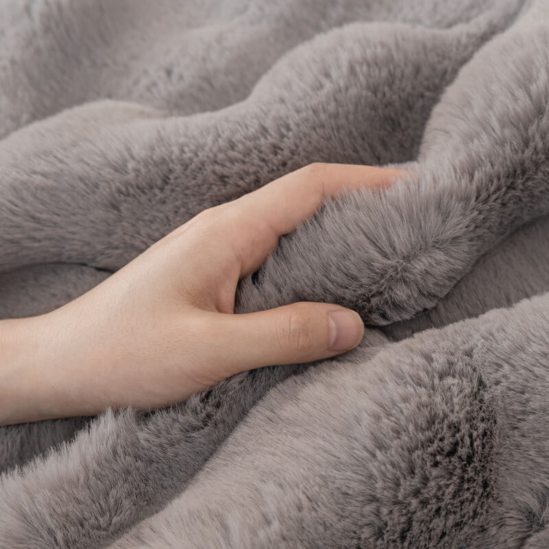 Faux-Fur-Sofabezüge, Decken und Sofahussen für Haustiere