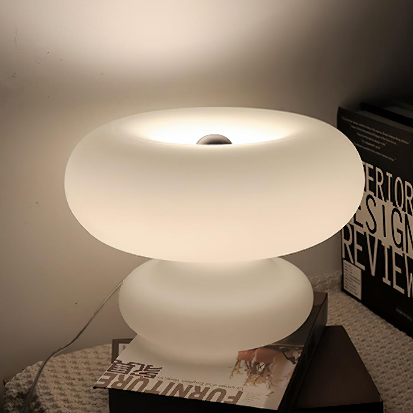 Garduru Tischlampe – Verspielt und doch Elegant LED Akzentbeleuchtung