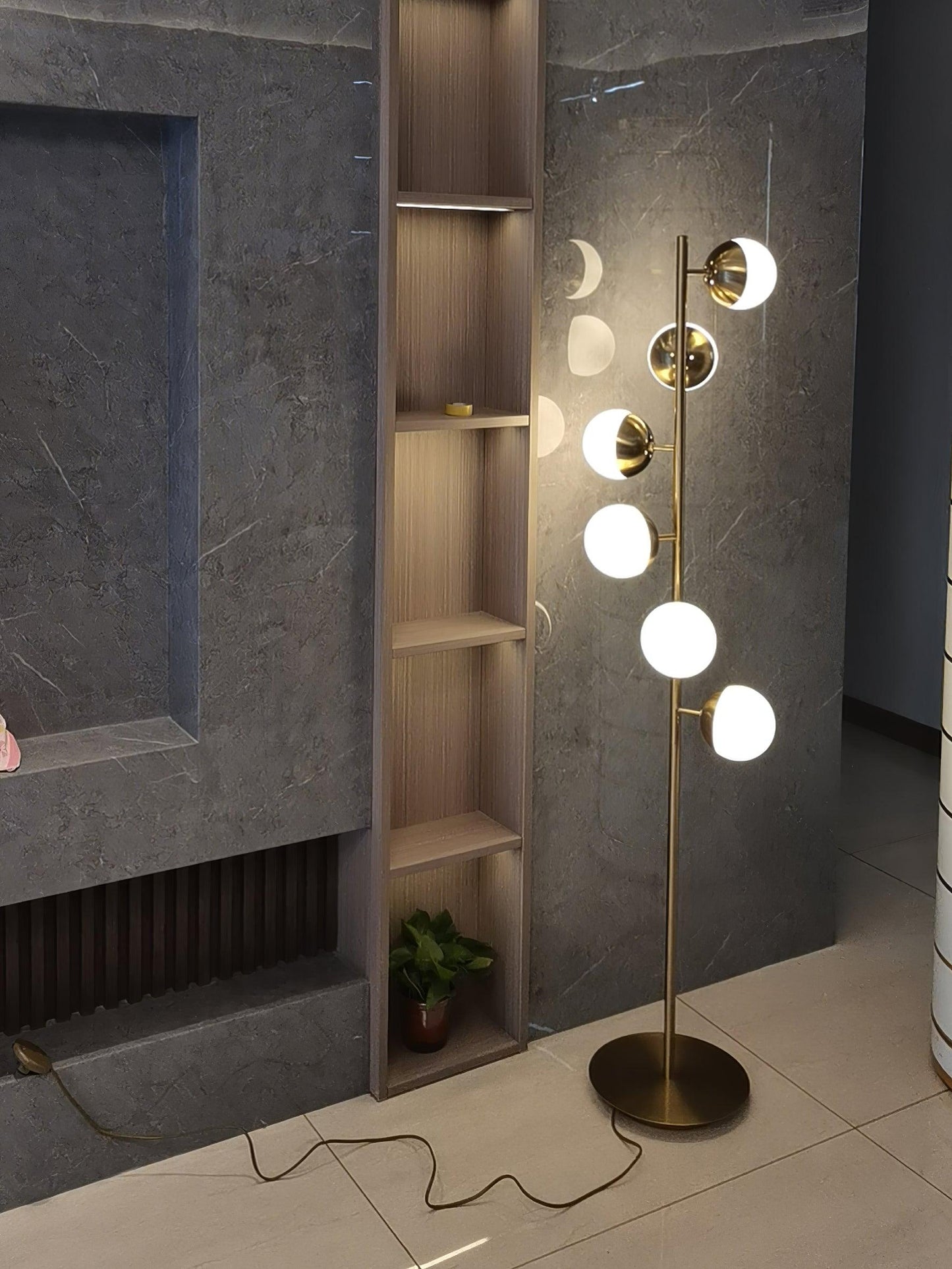 LED Baumlampe Doppler – Moderne Eleganz mit Glas-Kugeln